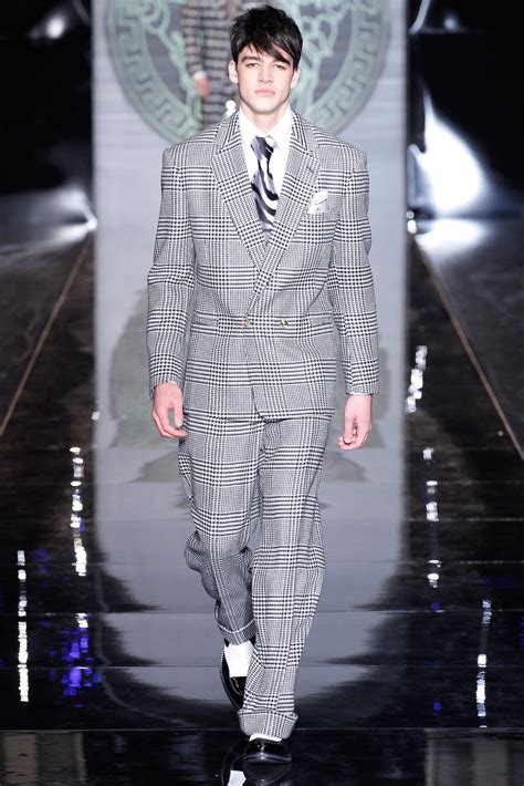 versace men's 2013|Versace Fall 2013 Menswear Fashion Show .